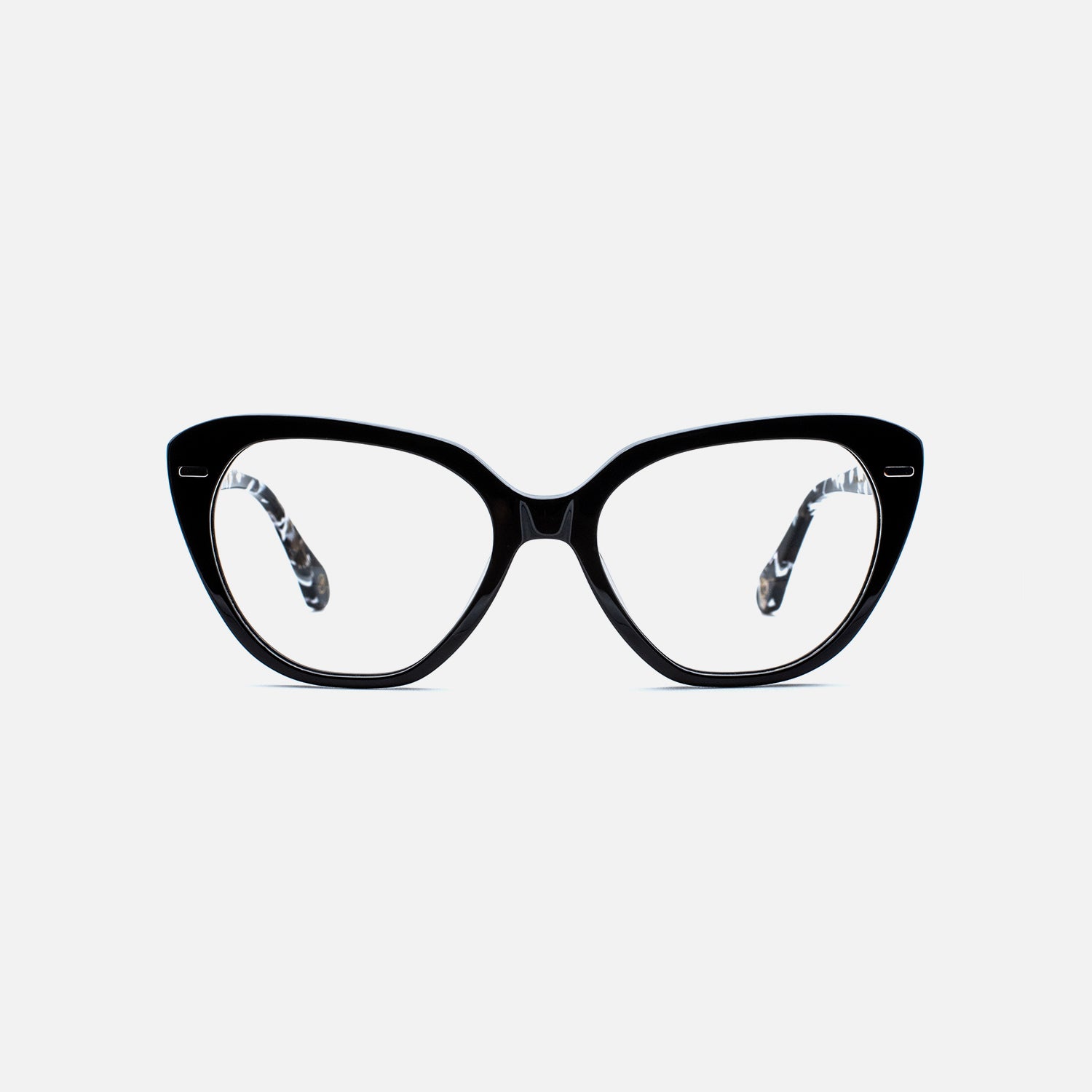 GAFAS_MUJER_DE_PASTA_MODERNAS_BARCELONA_FLORIT FONTANELLA_C1